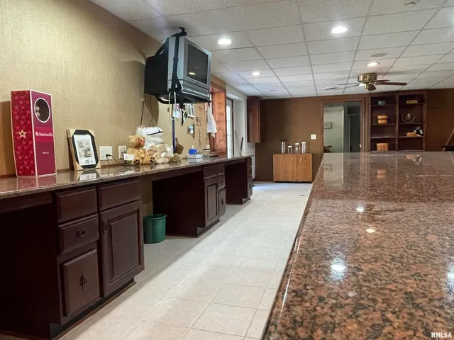 $999,000 | 2479 New Era Road, Murphysboro, IL 62966