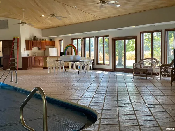 $875,000 | 2479 New Era Road, Murphysboro, IL 62966
