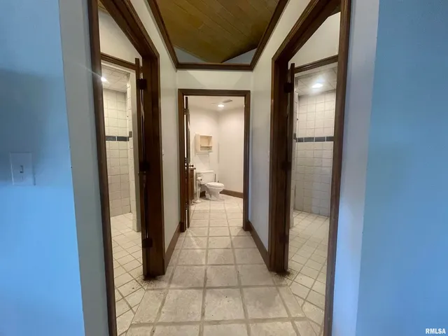 $999,000 | 2479 New Era Road, Murphysboro, IL 62966