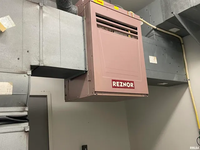 $999,000 | 2479 New Era Road, Murphysboro, IL 62966