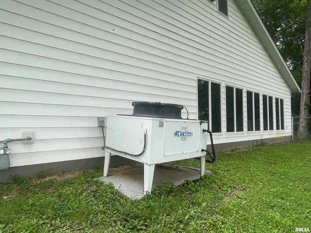 $999,000 | 2479 New Era Road, Murphysboro, IL 62966