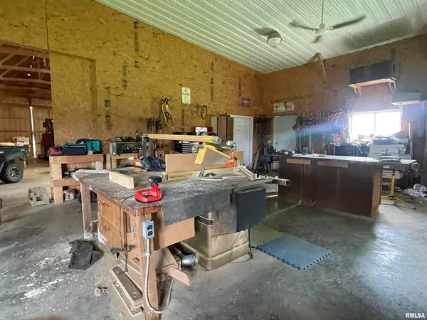$875,000 | 2479 New Era Road, Murphysboro, IL 62966