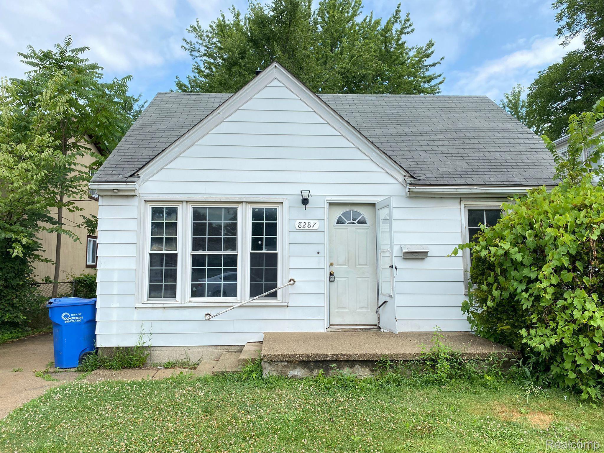 8287 Toepfer Road Warren, MI 48089 - Photo 1 of 18 Gallery Image 1