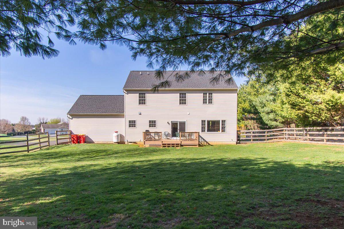 20376 Splendor View Terrace Hagerstown, MD 21740 - Photo 40 of 52 a view of a house with a yard