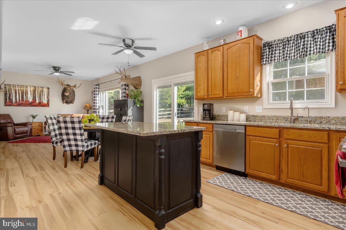 20376 Splendor View Terrace Hagerstown, MD 21740 - Photo 10 of 52