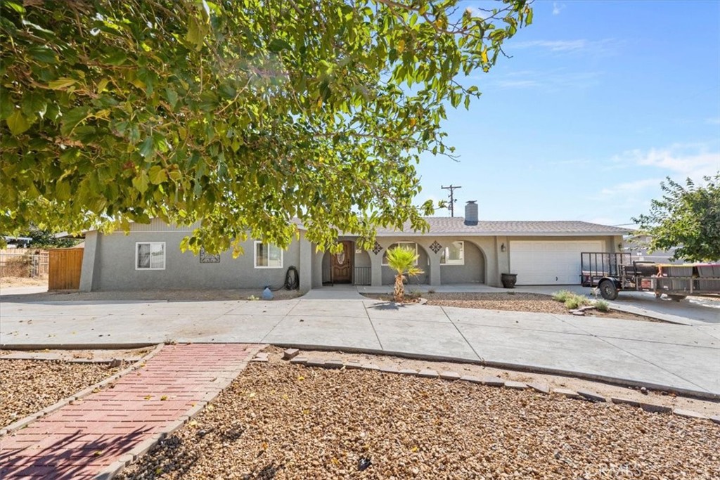 16375 Sago Road Apple Valley, CA 92307 - Photo 3 of 35 Gallery Image 3