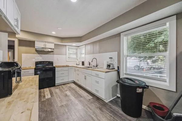 $329,900 | 1105 North 25th Avenue, Minneapolis, MN 55411