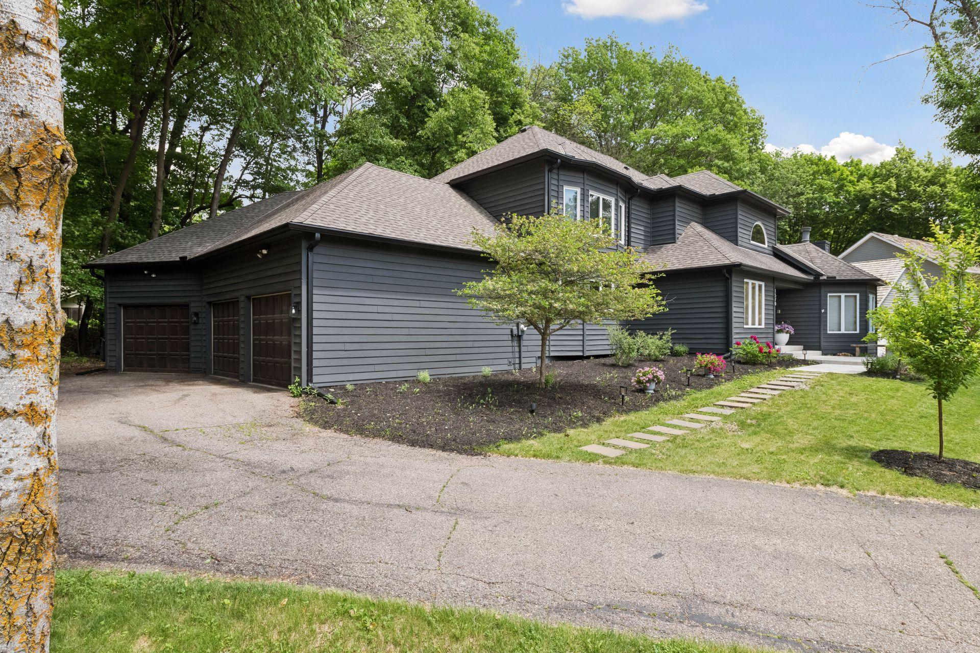 1570 Creek Run Trail Excelsior, MN 55331 - Photo 3 of 55