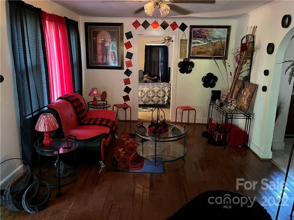 207 Ligon Street Chester, SC 29706 - Photo 3 of 15 Gallery Image 3