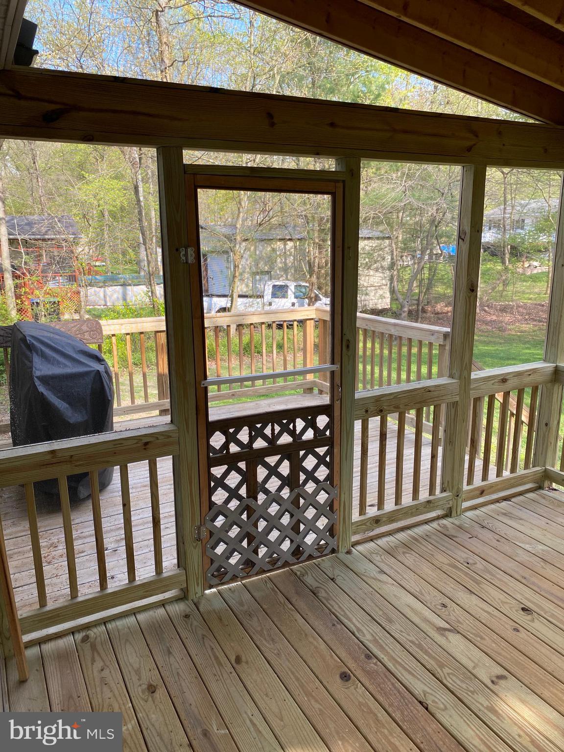 48 Bayview Road Chesapeake City, MD 21915 - Photo 6 of 17 Screen in Deck