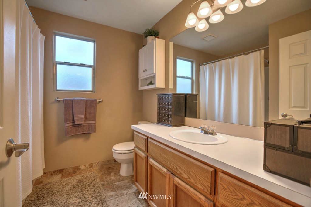 11919 Northeast 168th Street Bothell, WA 98011 - Photo 20 of 24 Gallery Image 20