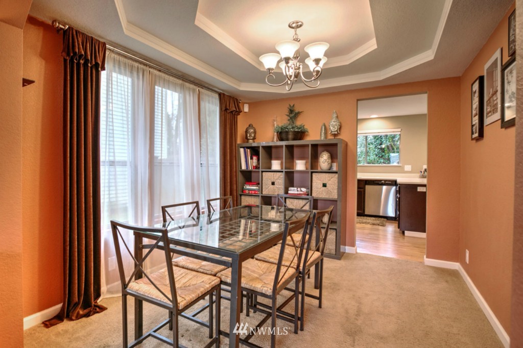 11919 Northeast 168th Street Bothell, WA 98011 - Photo 4 of 24 Gallery Image 4