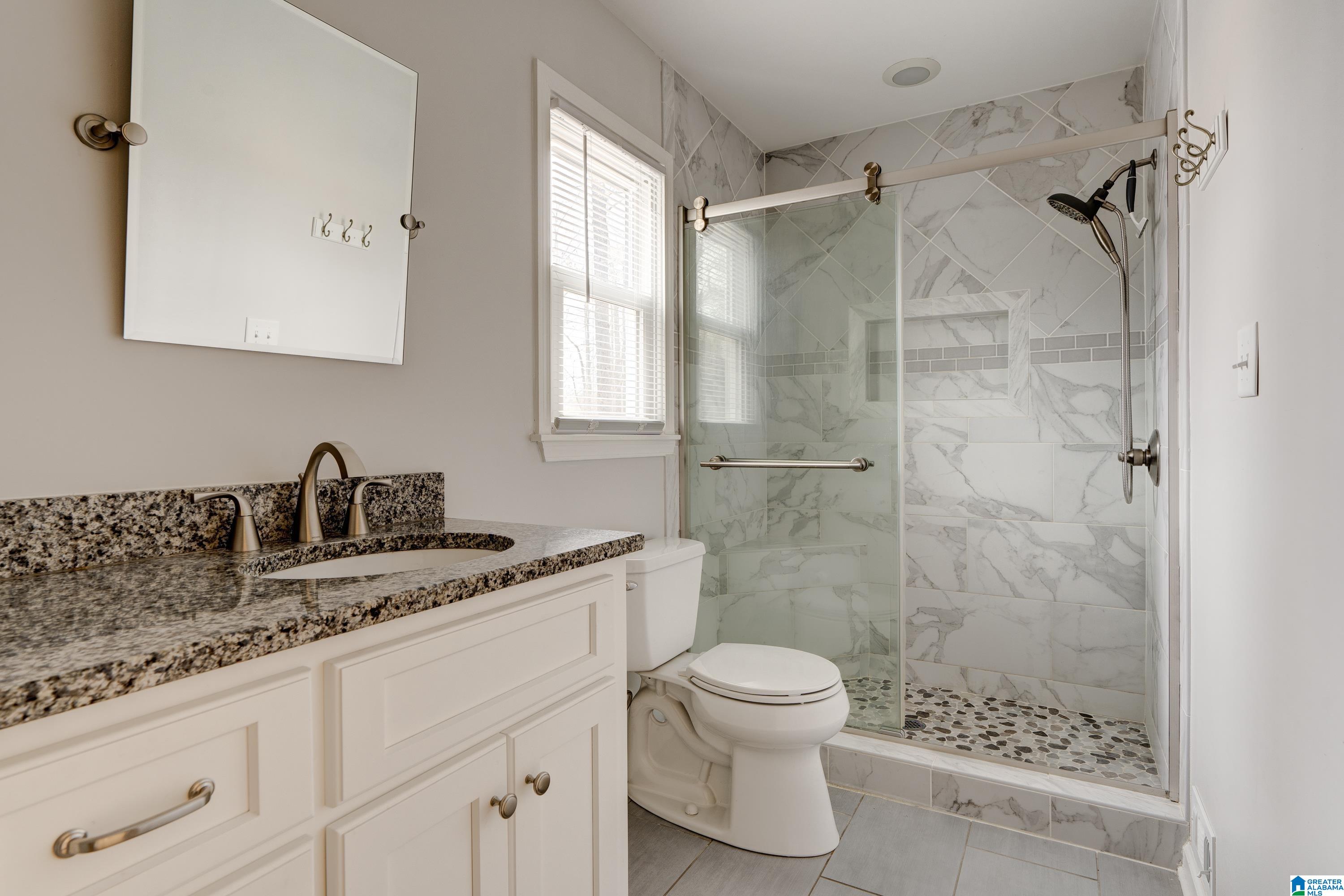 6049 Woodvale Road Helena, AL 35080 - Photo 19 of 46