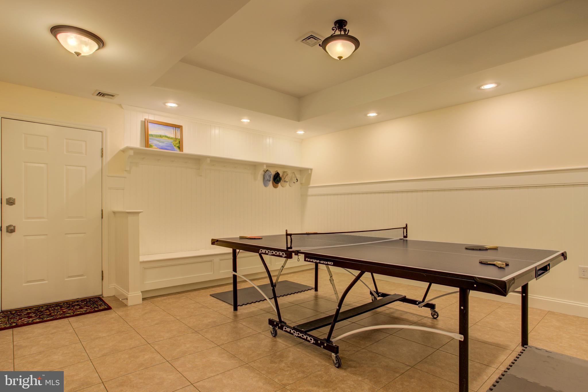1558 Stone Mill Road Lancaster, PA 17603 - Photo 40 of 97 LL Family Room