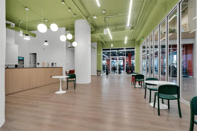 $2,600 | 7751 Northwest 107th Avenue, Unit 518, Doral, FL 33178