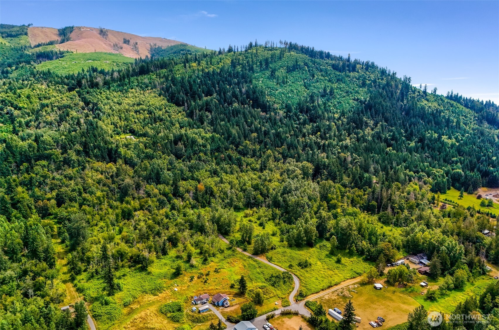 3900 Hopewell Road Everson, WA 98247 - Photo 27 of 31 an aerial view of a house with a yard