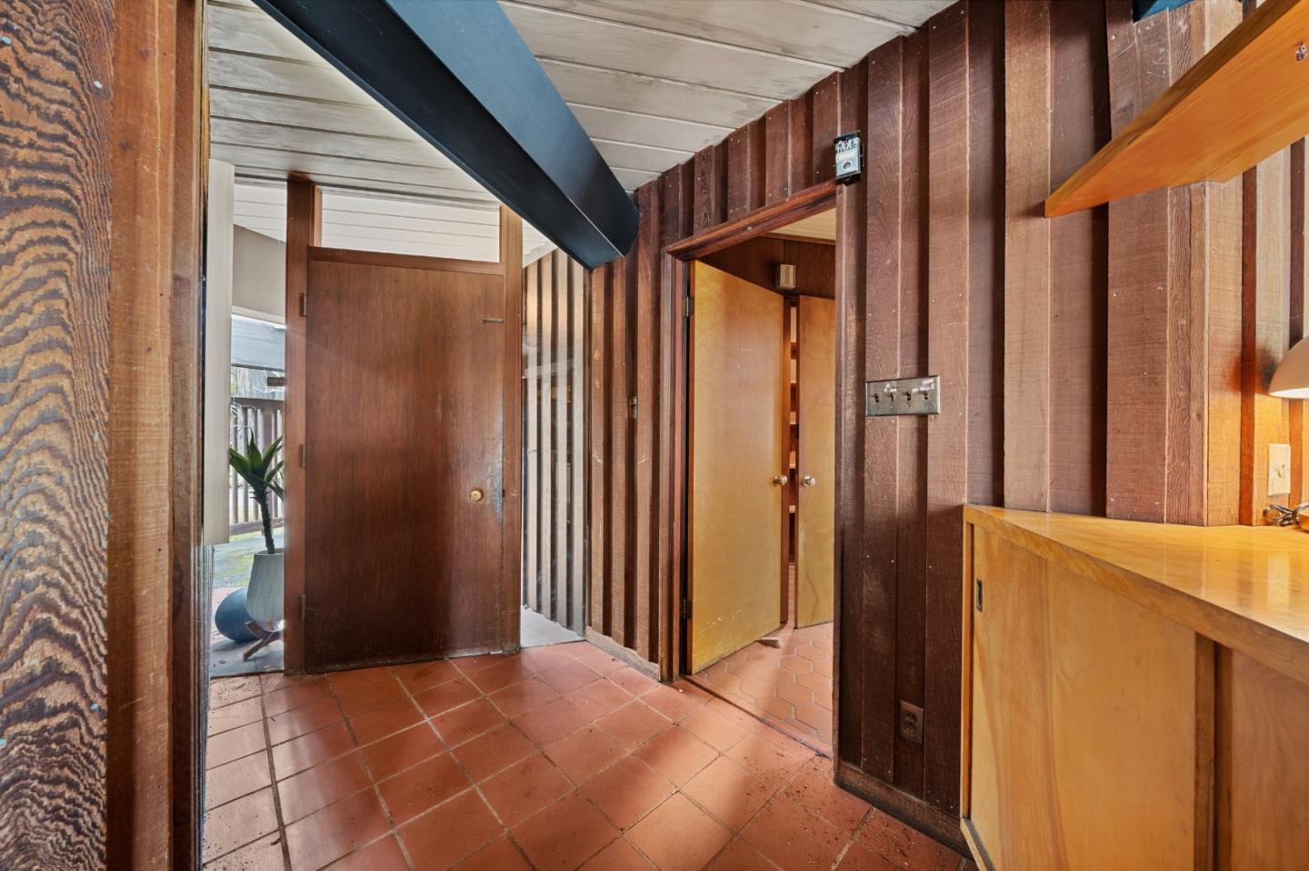 19 Irving Avenue Atherton, CA 94027 - Photo 15 of 33