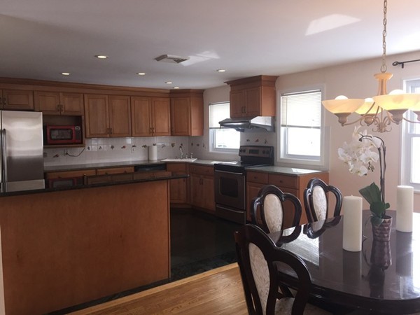 19 Bluebird Road Wellesley, MA 02481 - Photo 5 of 20 Gallery Image 5