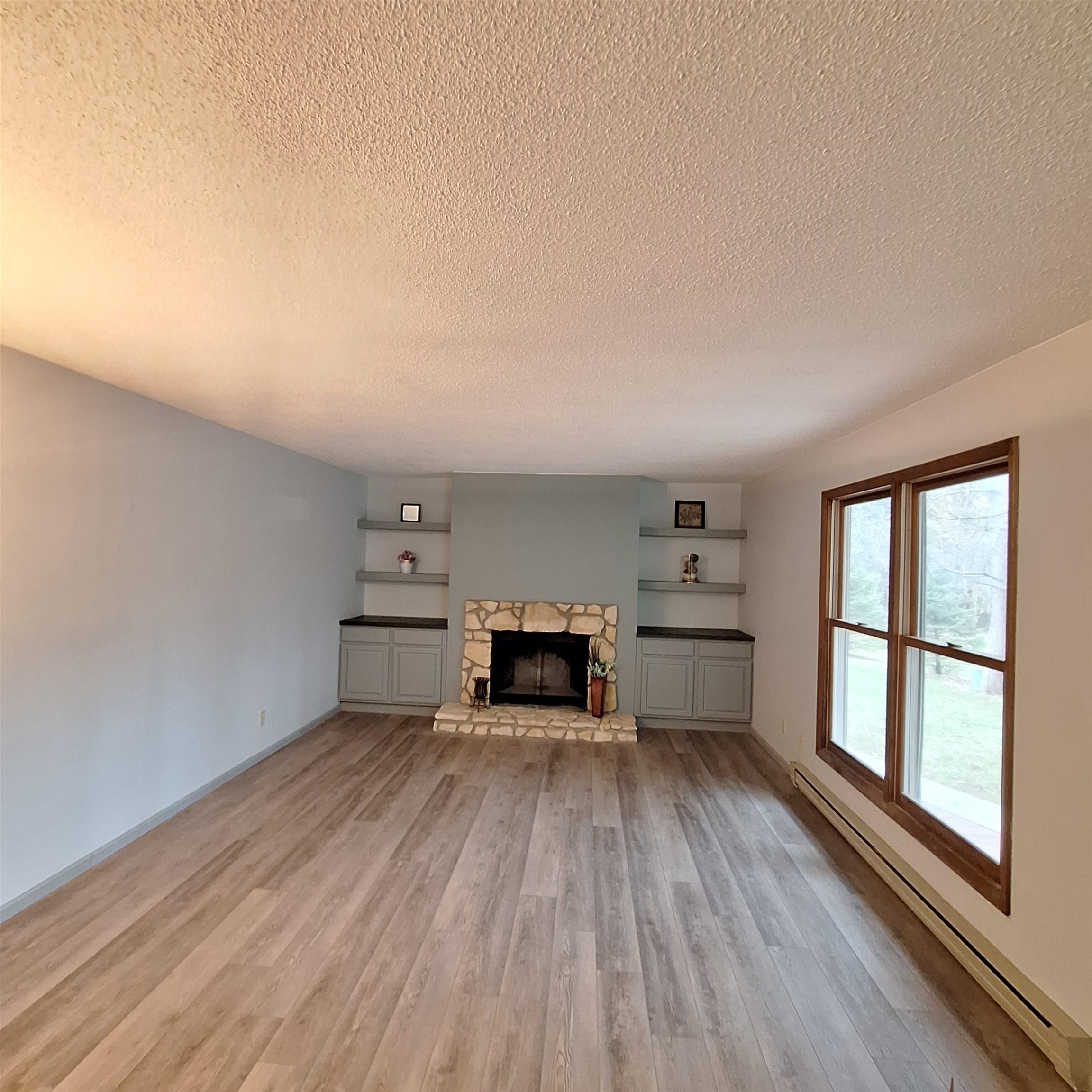 103 Saddle Ridge Portage, WI 53901 - Photo 10 of 34