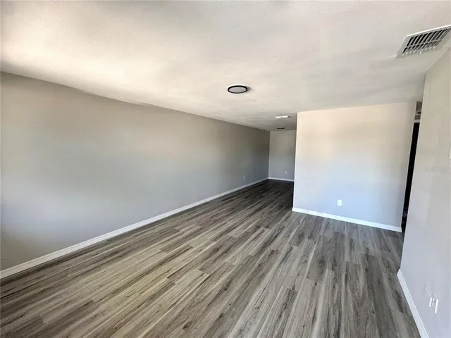 $1,995 | 5928 13th St Court East, Bradenton, FL 34203