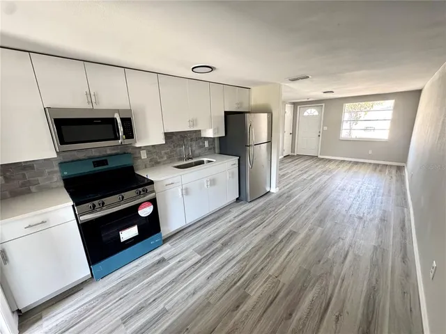 $1,995 | 5928 13th St Court East, Bradenton, FL 34203