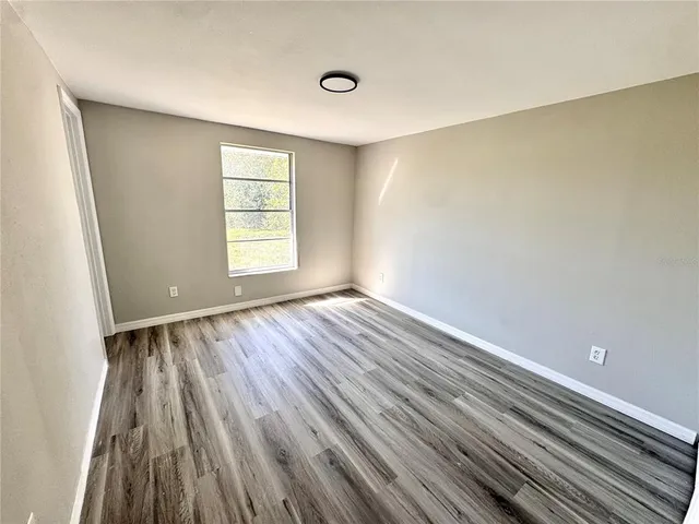 $1,995 | 5928 13th St Court East, Bradenton, FL 34203