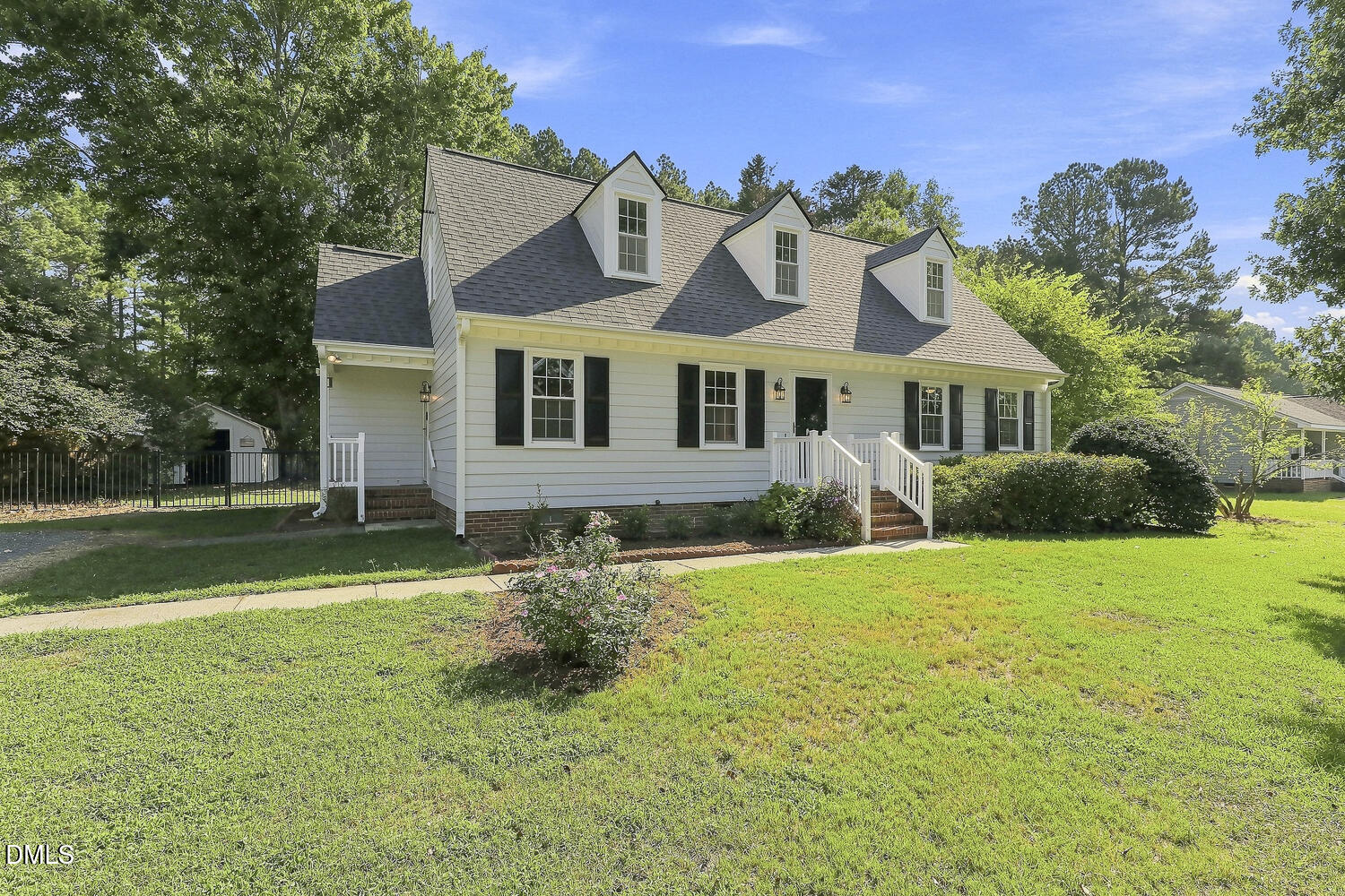 3194 Christian Light Road Fuquay-Varina, NC 27526 - Photo 2 of 49 006