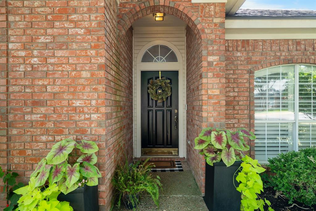 9604 Yellowstone Road Waco, TX 76712 - Photo 5 of 40 Gallery Image 5