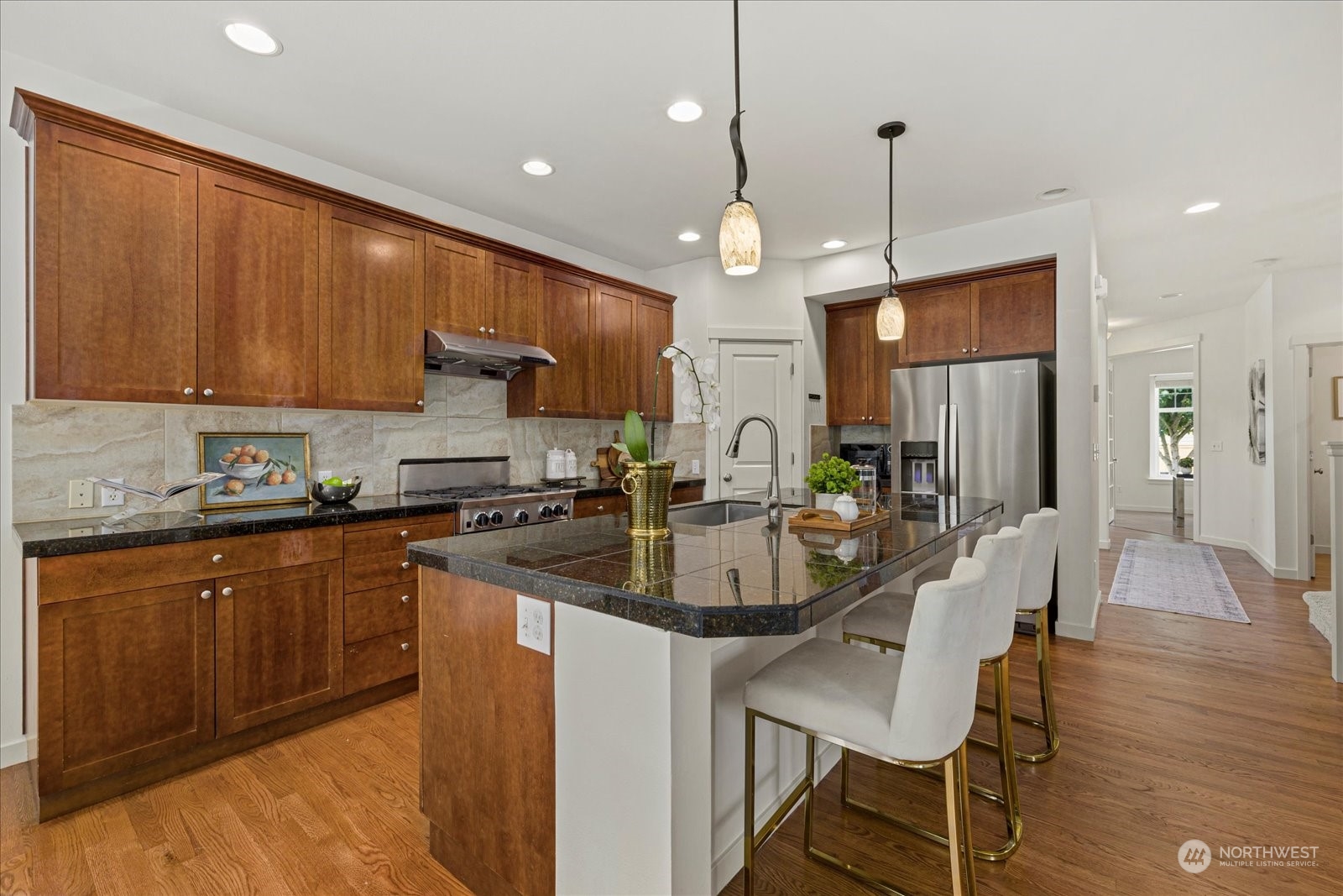 4725 Northeast 2nd Place Renton, WA 98059 - Photo 12 of 38