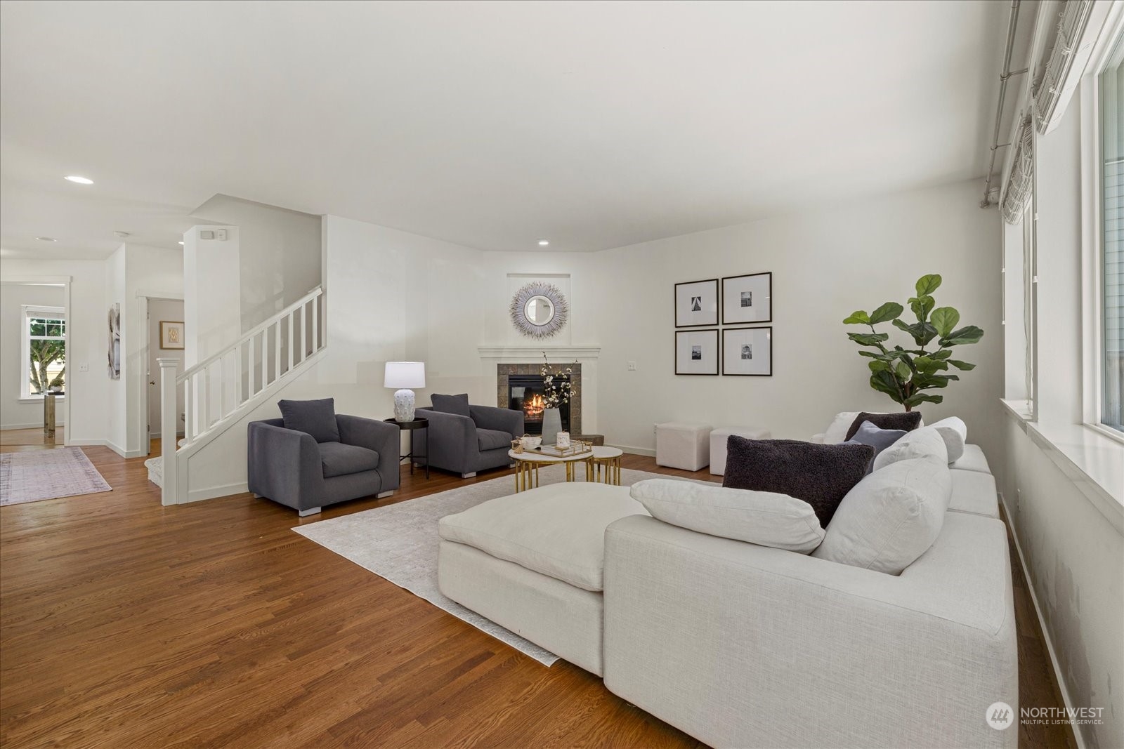 4725 Northeast 2nd Place Renton, WA 98059 - Photo 6 of 38