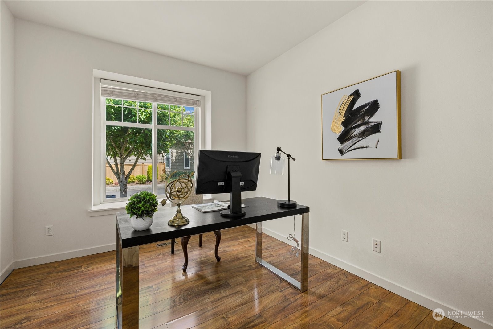 4725 Northeast 2nd Place Renton, WA 98059 - Photo 10 of 38