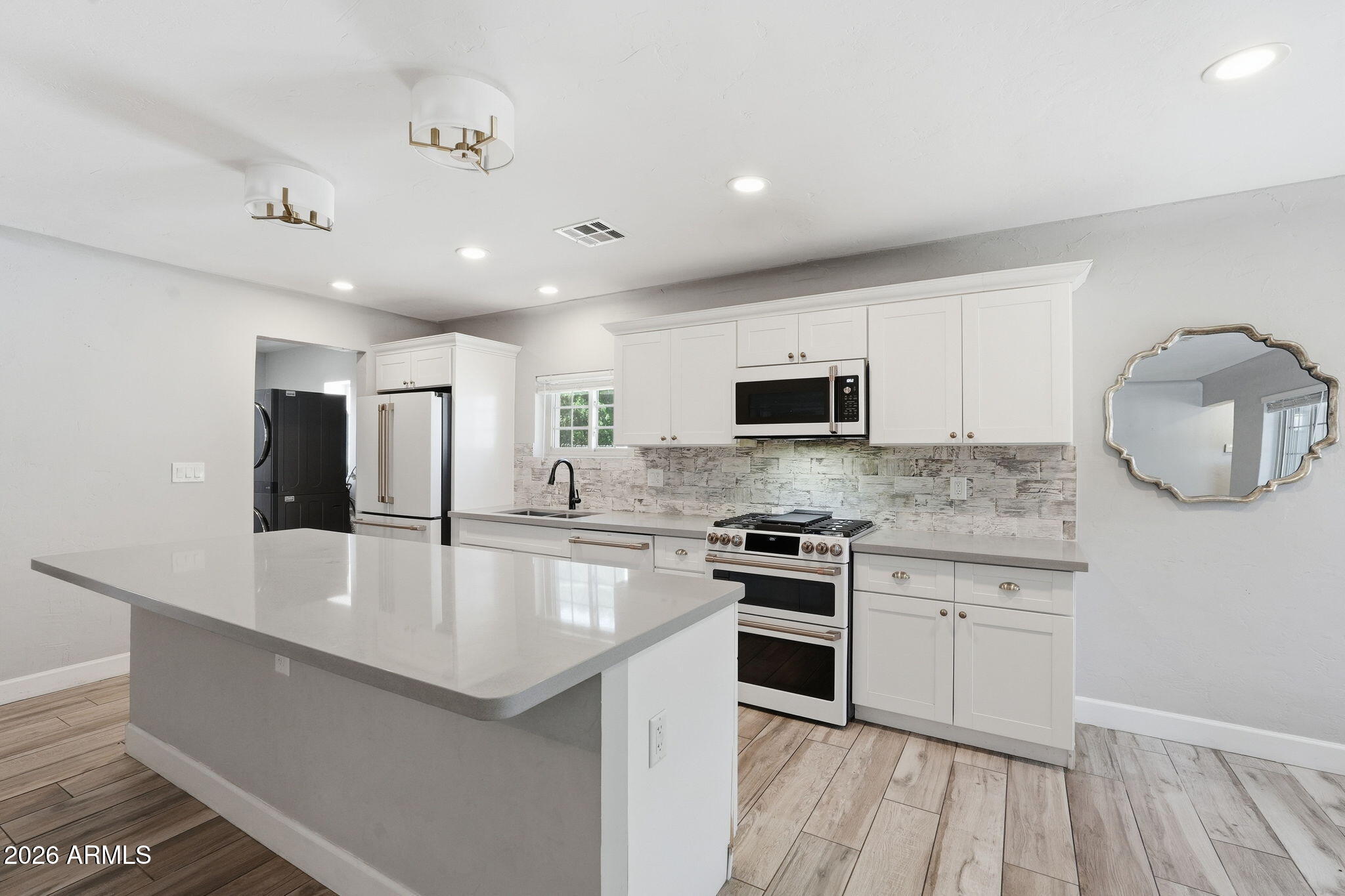 511 West Roma Avenue Phoenix, AZ 85013 - Photo 8 of 36