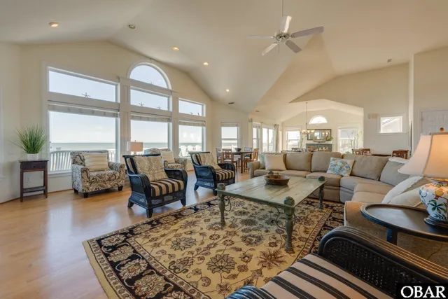 $3,925,000 | 2 Hickory Trail, Southern Shores, NC 27949