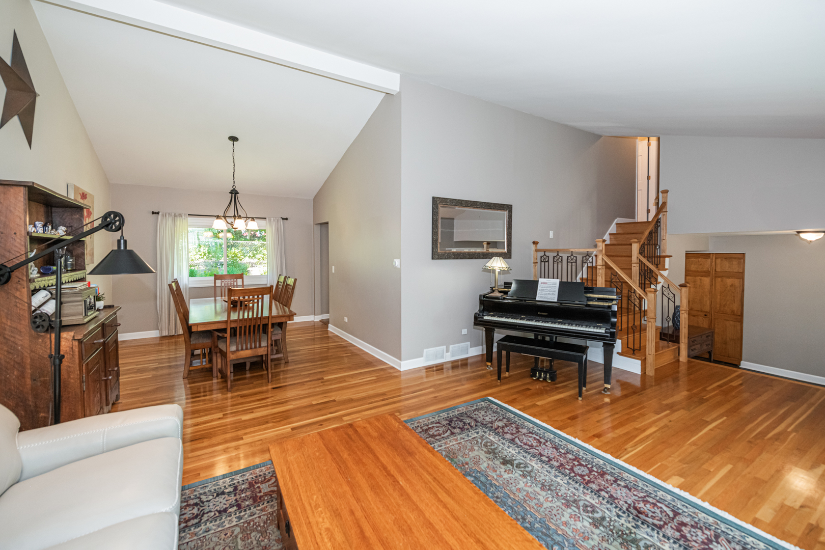 220 North Haddon Place Addison, IL 60101 - Photo 11 of 62 Gallery Image 11