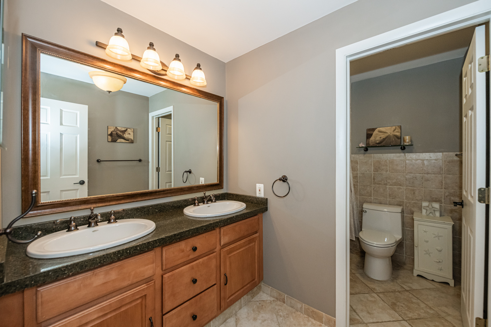 220 North Haddon Place Addison, IL 60101 - Photo 38 of 62 Gallery Image 38