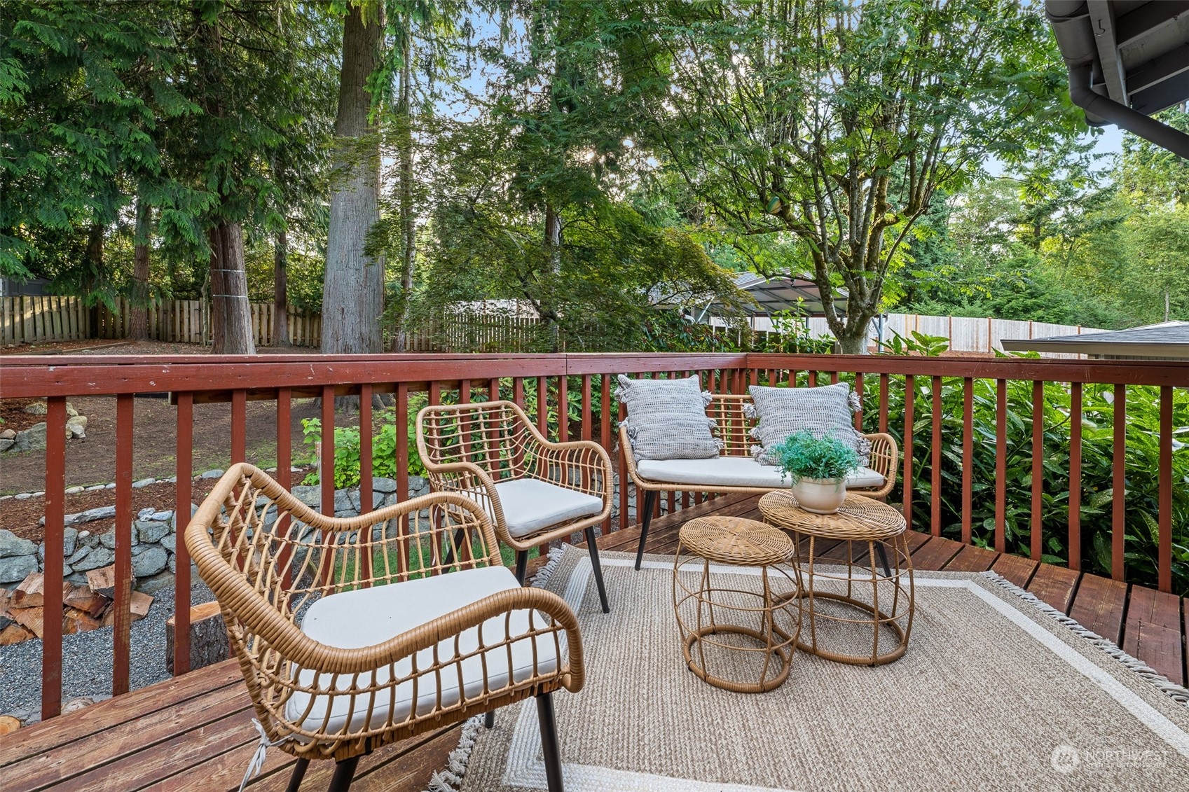 5408 25th Avenue Northwest Gig Harbor, WA 98335 - Photo 26 of 31 a view of a chair and table on the roof deck