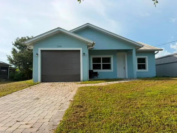 $450,000 | 2783 2nd Avenue Southeast, Naples, FL 34117