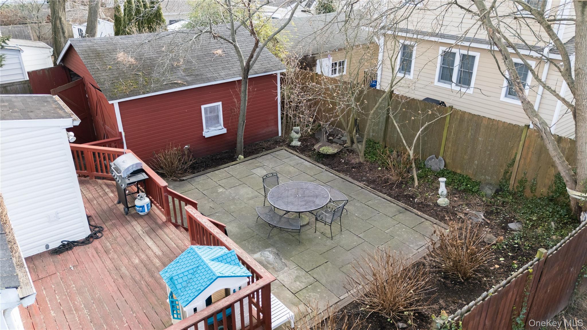 8 Ridgeland Terrace Rye, NY 10580 - Photo 3 of 22