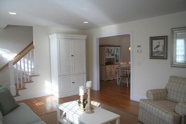 14 Bailey's Path Chatham, MA 02633 - Photo 8 of 20 a living room with furniture and wooden floor