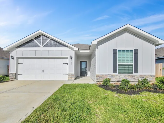 $1,630 | 305 Grayson Baw Lane, Waller, TX 77484