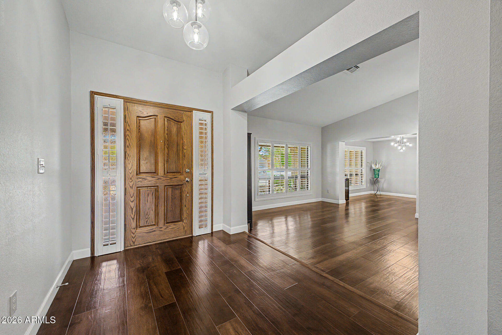 224 West Knox Road Tempe, AZ 85284 - Photo 3 of 38 Welcome Home!