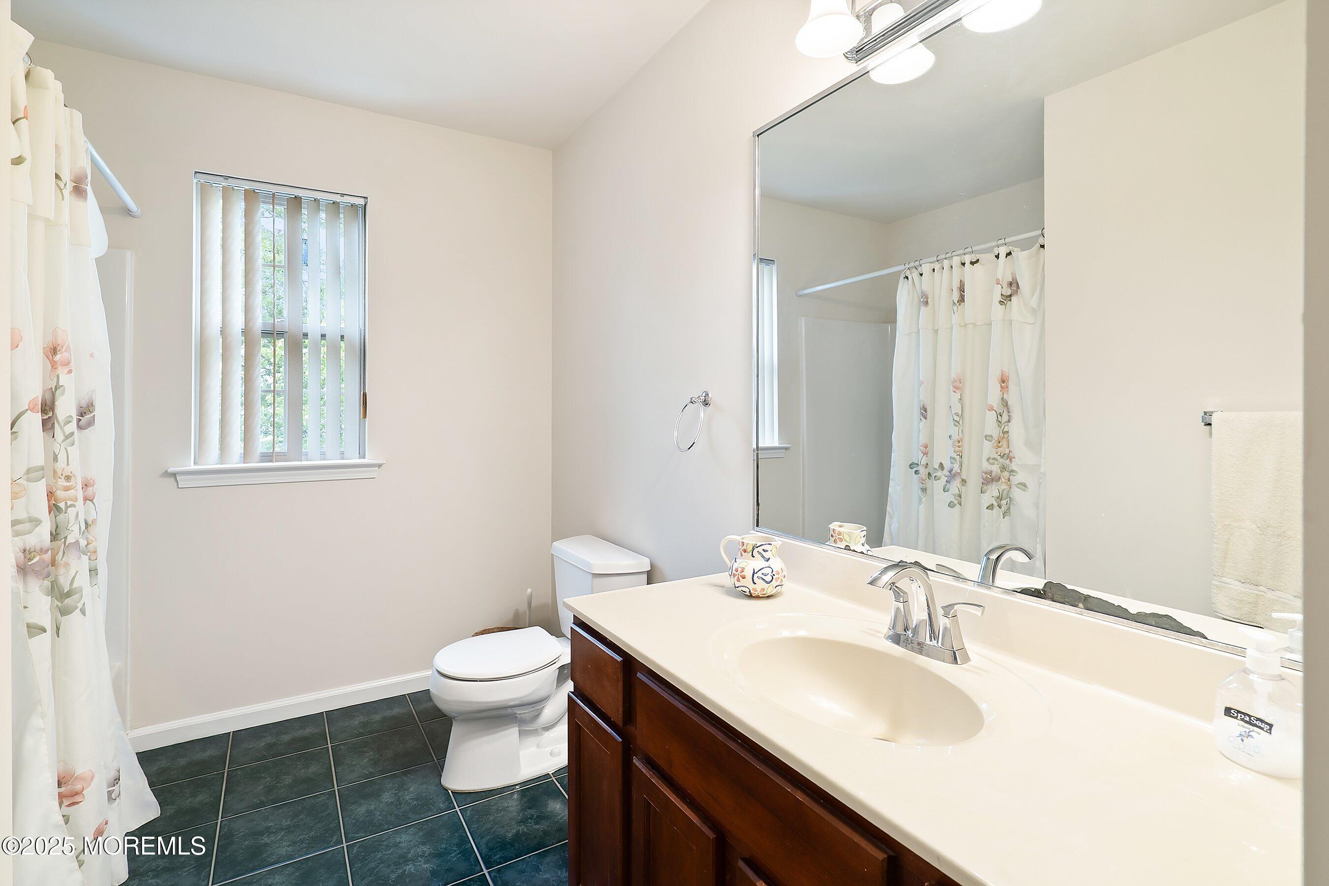 142 Swordfish Road Manahawkin, NJ 08050 - Photo 28 of 53 34-Bath 3A
