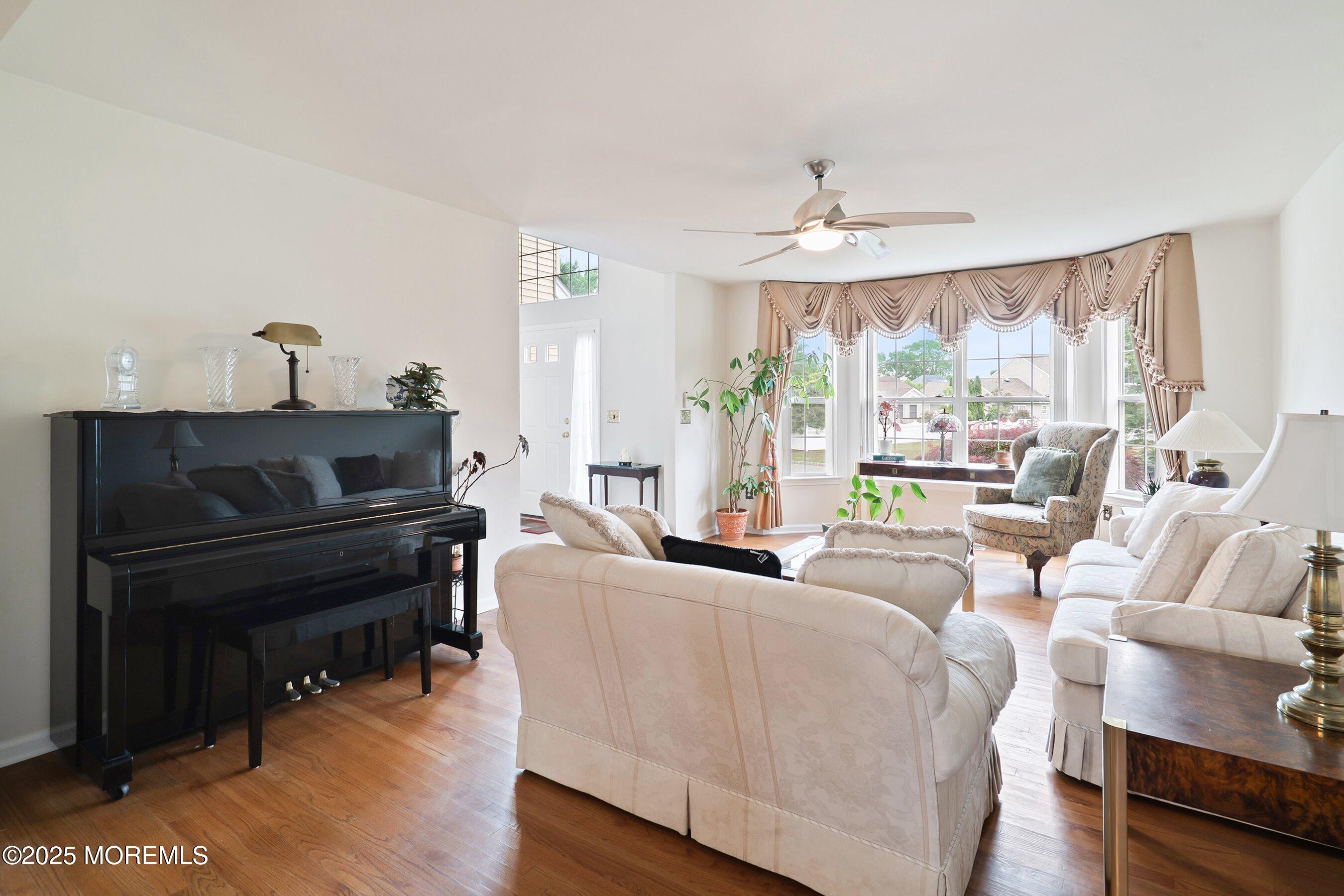 142 Swordfish Road Manahawkin, NJ 08050 - Photo 7 of 53 09-Living 1B