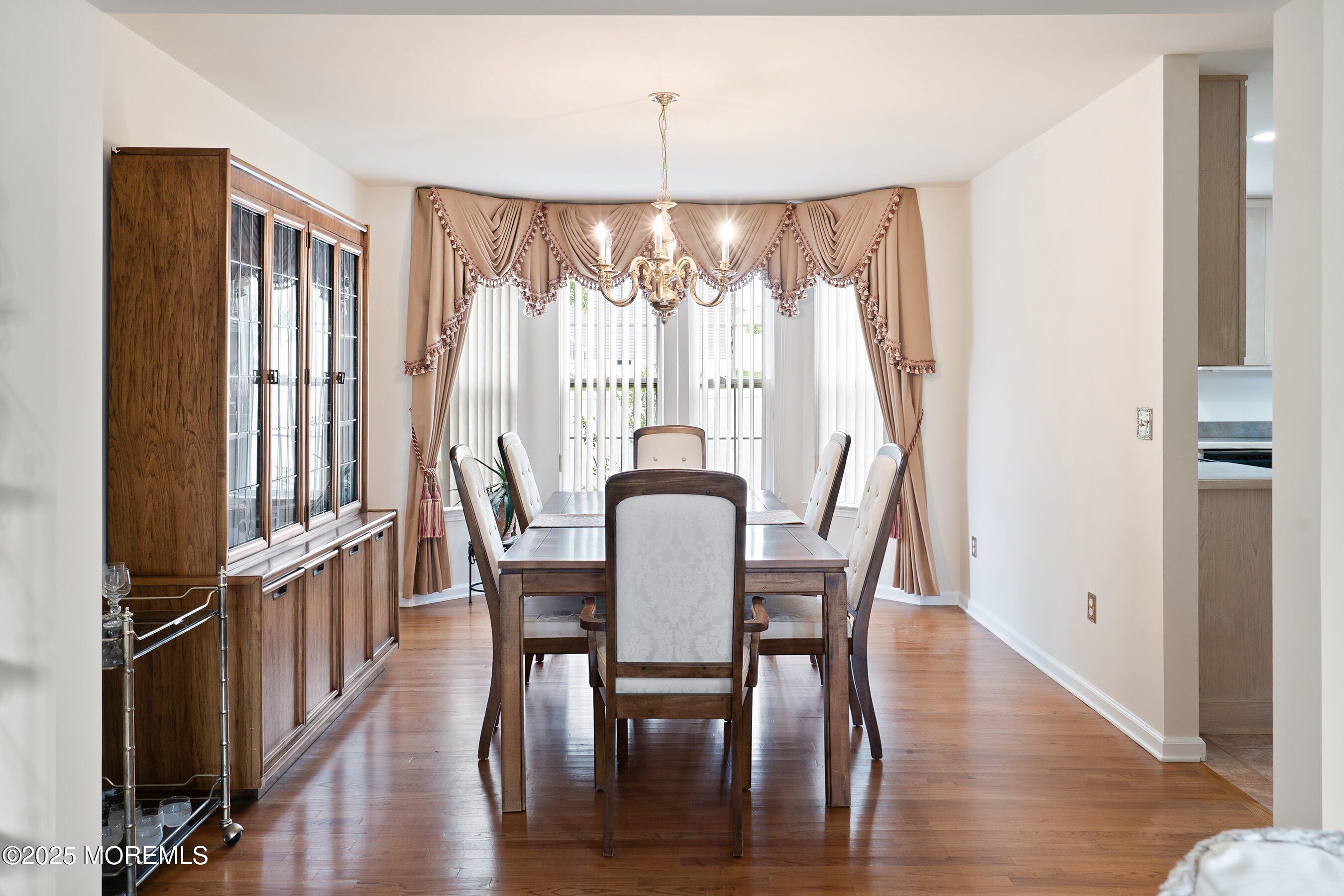 142 Swordfish Road Manahawkin, NJ 08050 - Photo 8 of 53 10-Dining 1A