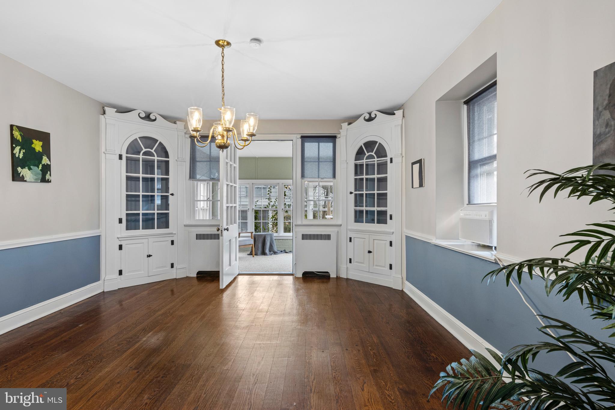 1603 Hillcrest Road Glenside, PA 19038 - Photo 10 of 49