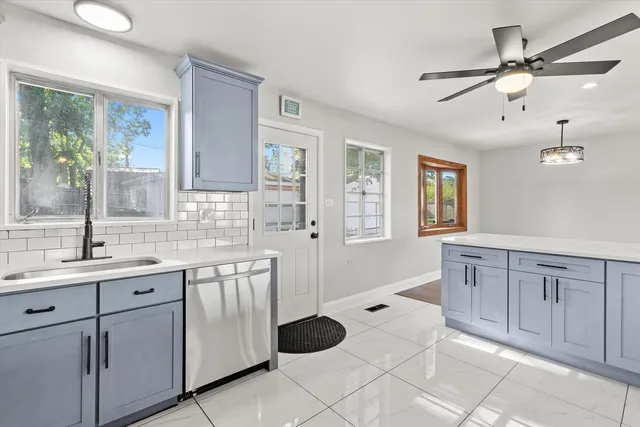 $274,900 | 325 Indiana Street, Park Forest, IL 60466