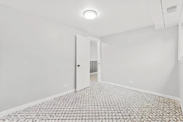 $274,900 | 325 Indiana Street, Park Forest, IL 60466