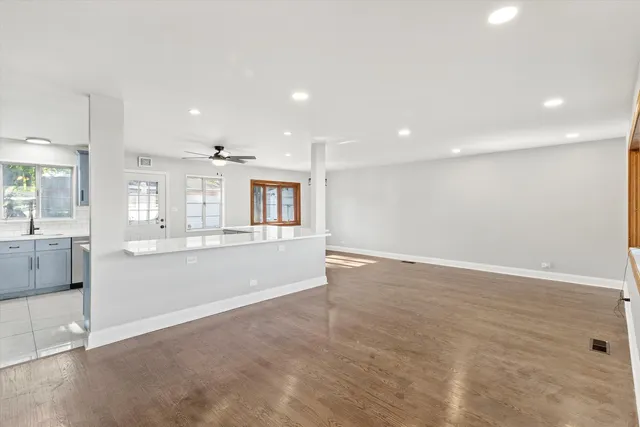 $274,900 | 325 Indiana Street, Park Forest, IL 60466