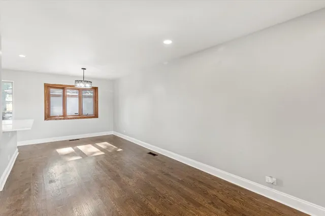 $274,900 | 325 Indiana Street, Park Forest, IL 60466