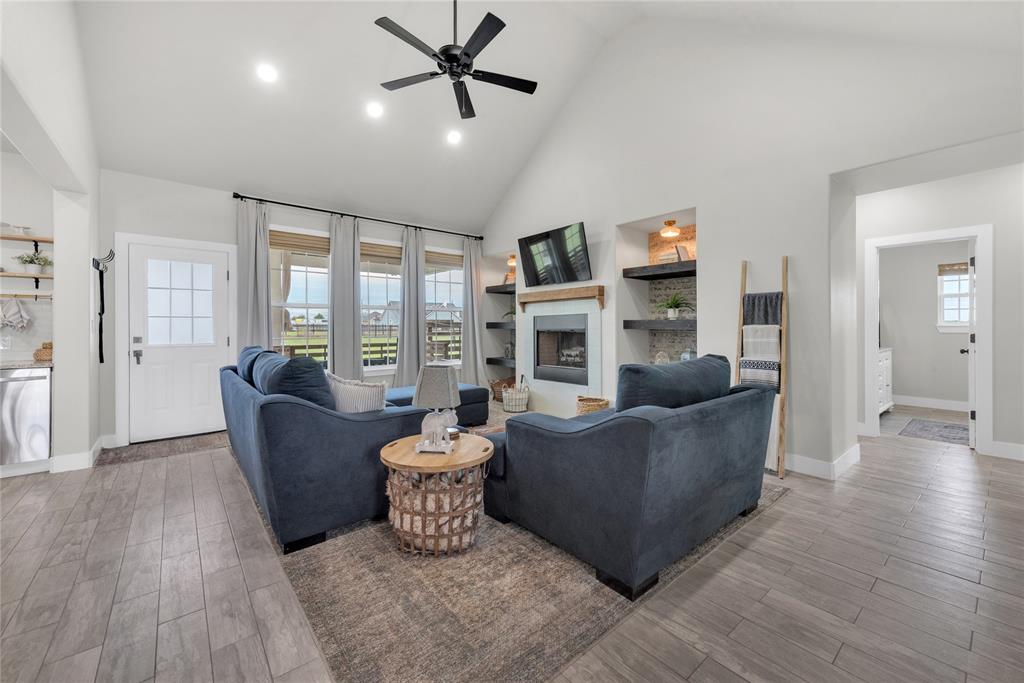 6017 Raspberry Lane Joshua, TX 76058 - Photo 9 of 35